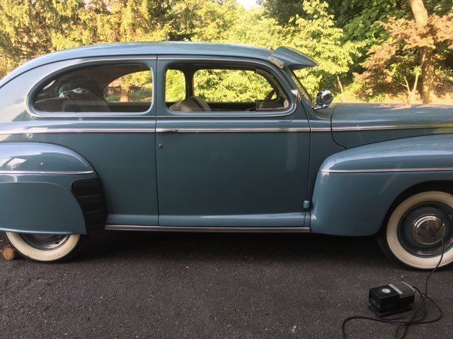 1942 Ford Super Deluxe