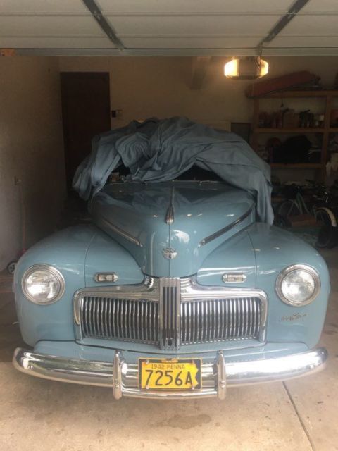 1942 Ford Super Deluxe