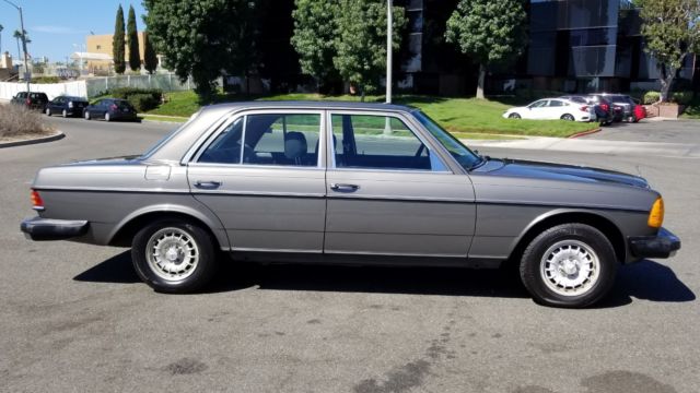 1978 Gray Mercedes-Benz 300-Series Sedan