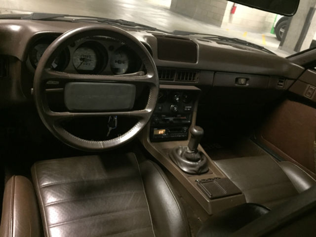 1983 Gold Porsche 944 Coupe
