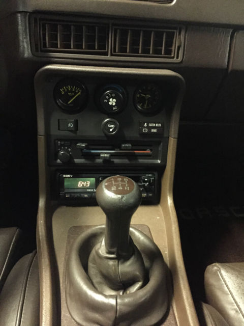 1983 Gold Porsche 944 Coupe