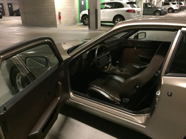 1983 Gold Porsche 944 Coupe