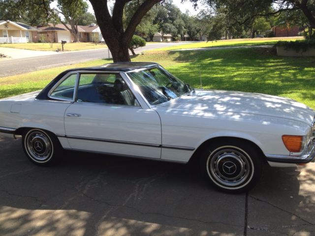 1972 White Mercedes-Benz SL-Class Convertible