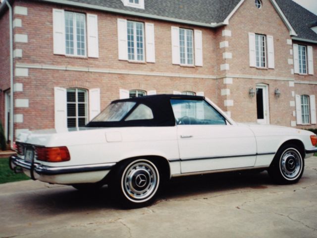 1972 White Mercedes-Benz SL-Class Convertible