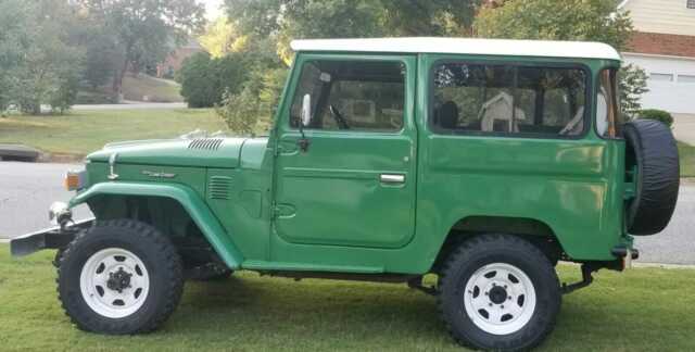 1979 Green Toyota Land Cruiser SUV