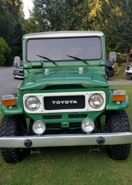 1979 Green Toyota Land Cruiser SUV