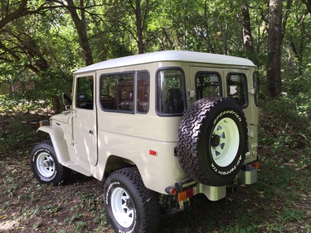 1978 Dune Beige Toyota Land Cruiser SUV