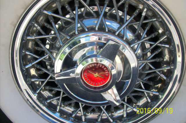1960 Ford Thunderbird