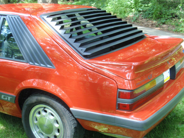 1986 RED Ford Mustang Hatchback