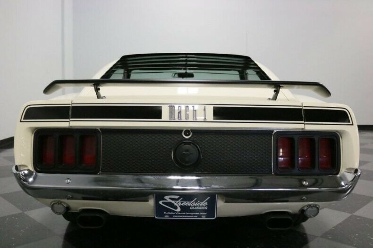 1970 White Ford Mustang Coupe