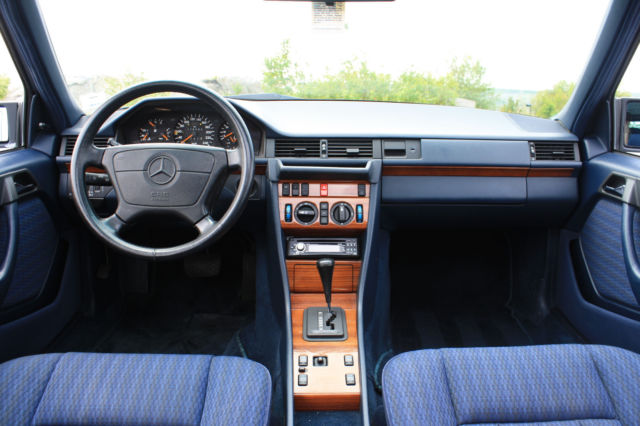 1991 Blue Mercedes-Benz 300-Series Wagon