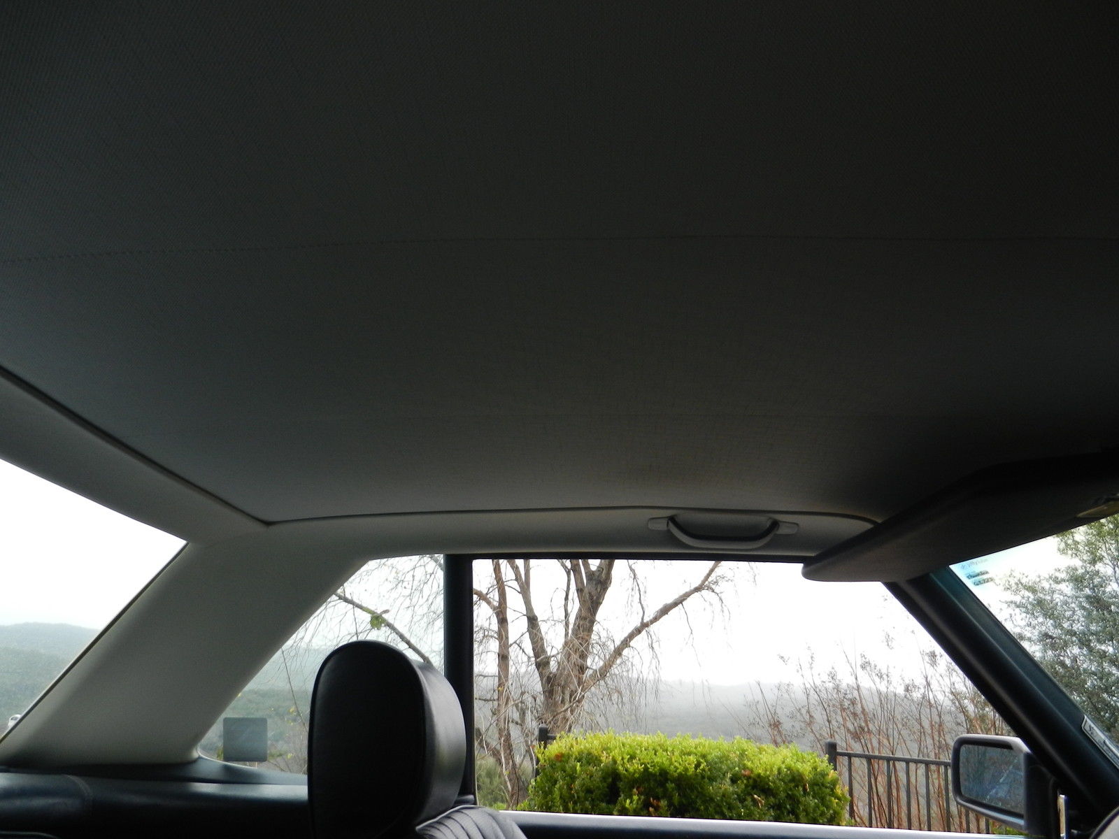 1987 White Mercedes-Benz SL-Class Convertible