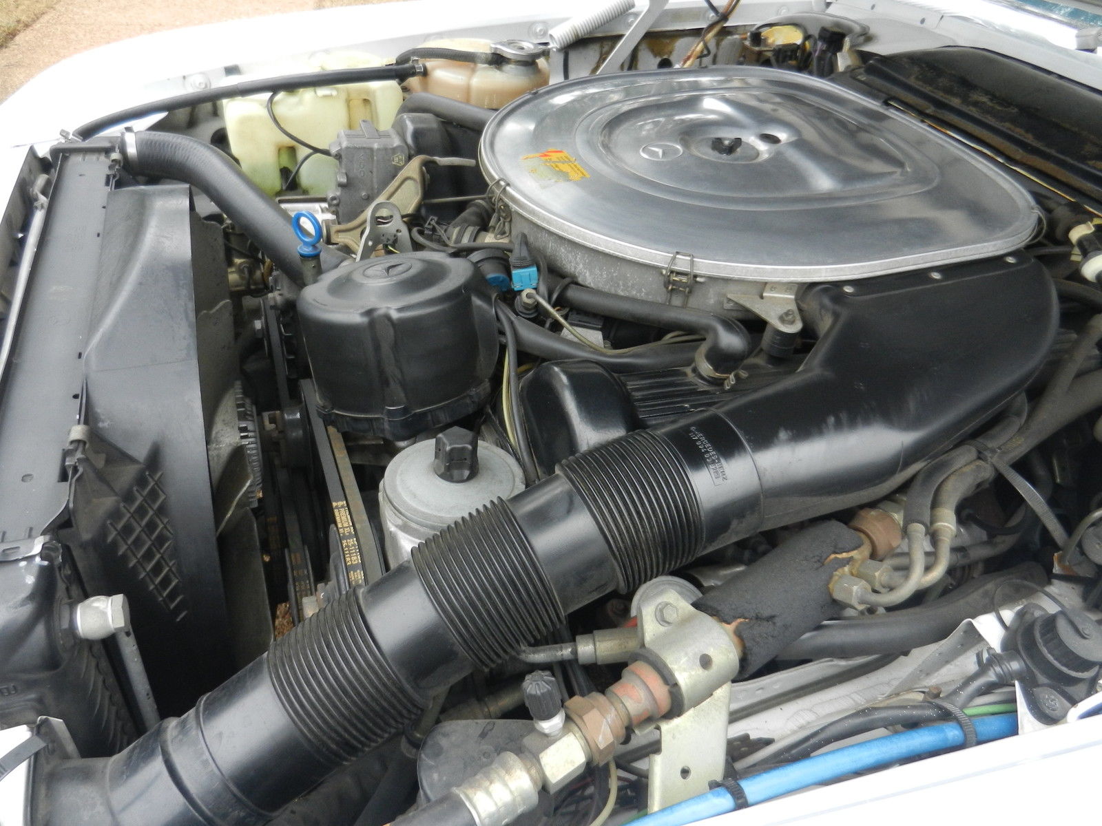 1987 White Mercedes-Benz SL-Class Convertible