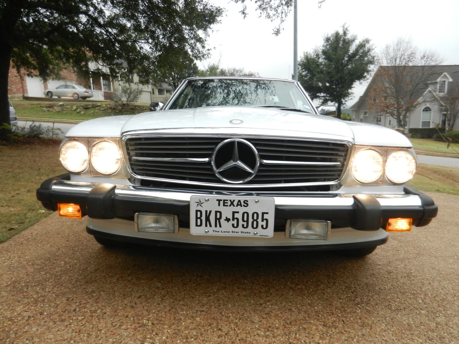1987 White Mercedes-Benz SL-Class Convertible