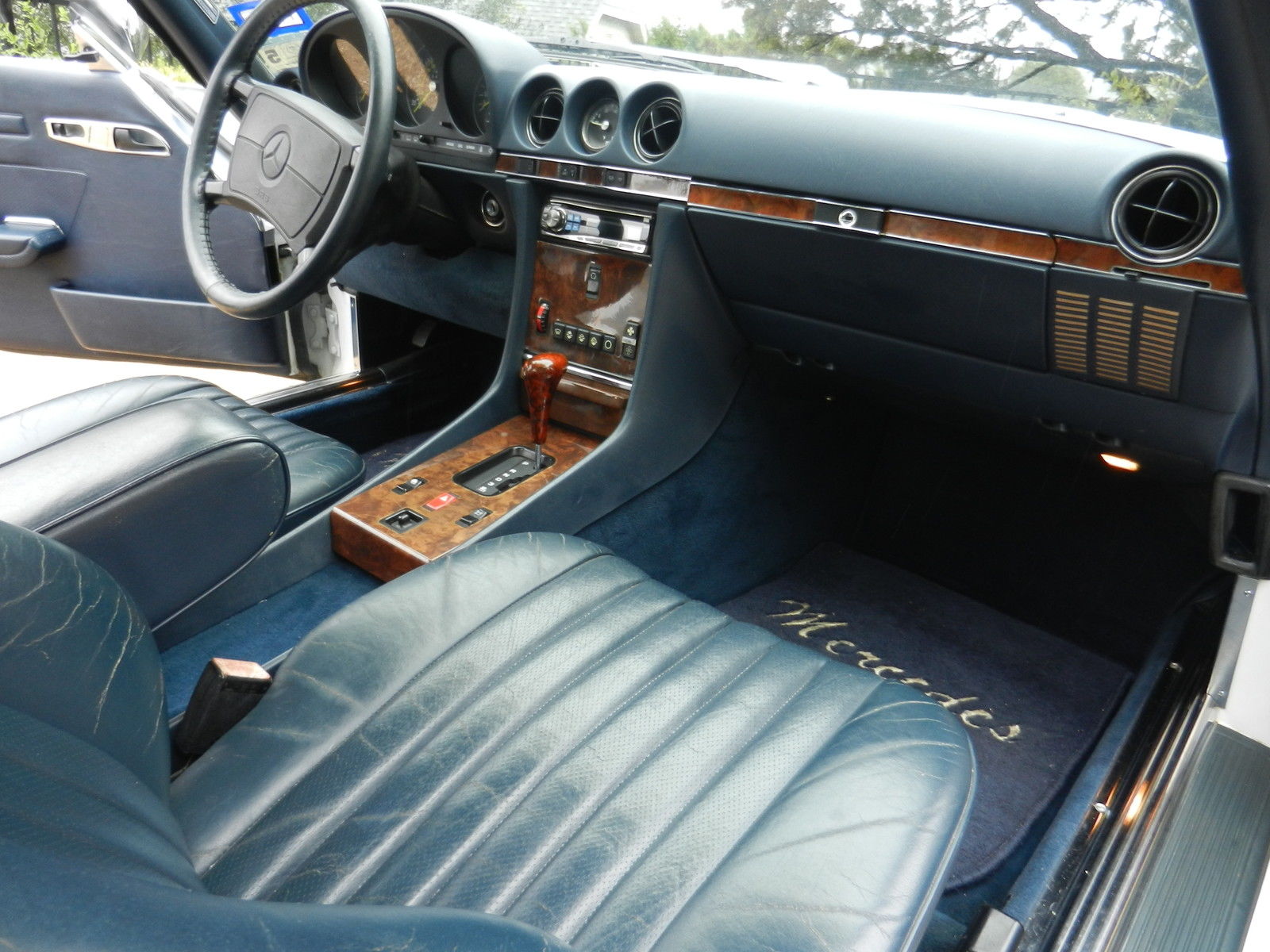 1987 White Mercedes-Benz SL-Class Convertible