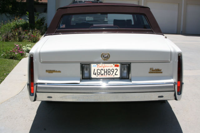 1990 White Cadillac DeVille Sedan