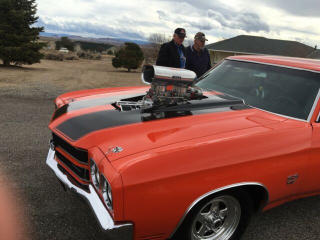 1970 Orange Chevrolet Chevelle