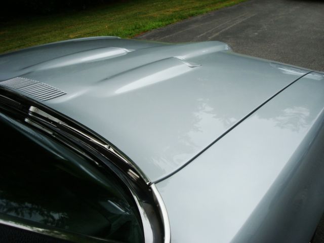 1970 Silver/Black Pontiac GTO Coupe