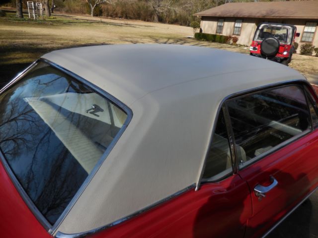1965 Red Ford Mustang U/K
