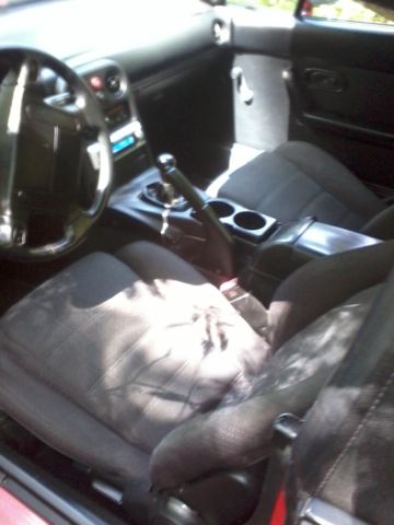 19900000 Red Mazda MX-5 Miata Convertible