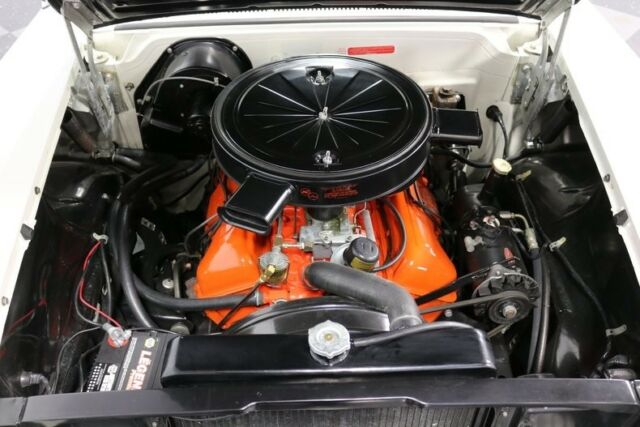 1958 White Chevrolet Impala Coupe