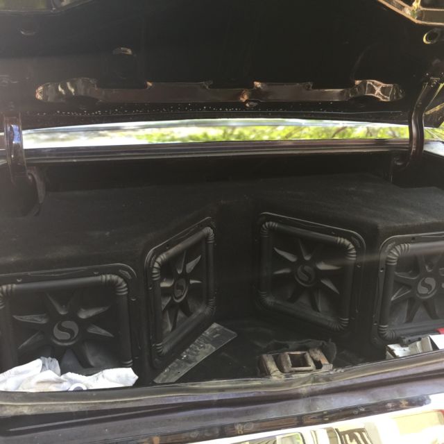 1971 Purple Oldsmobile Cutlass Coupe