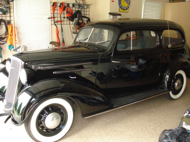 1935 Black Chevrolet Master Sedan