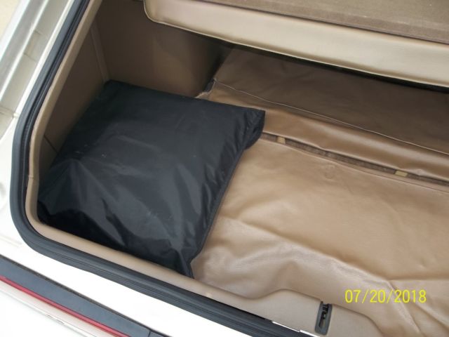 1988 Champagne Nissan 300ZX Hatchback