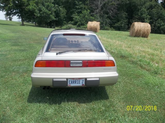 1988 Champagne Nissan 300ZX Hatchback
