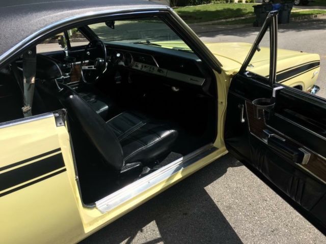 1969 Yellow Plymouth Barracuda Coupe