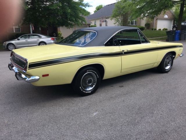 1969 Yellow Plymouth Barracuda Coupe