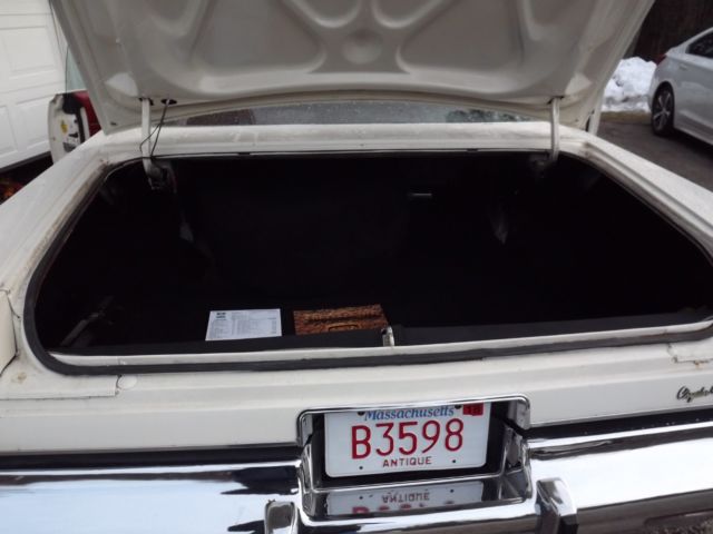 1978 White Chrysler New Yorker Coupe