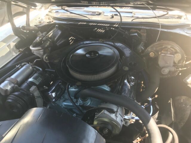 1969 White Pontiac GTO Coupe