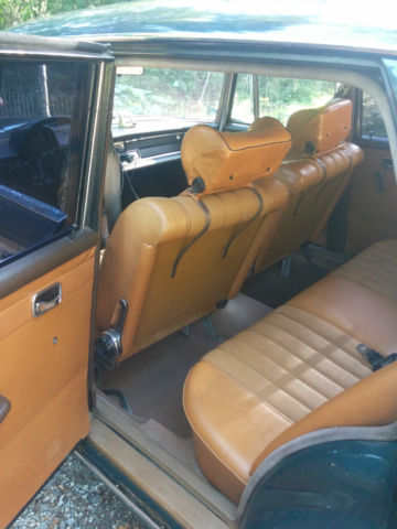 1967 Green Mercedes-Benz 200-Series Cab & Chassis