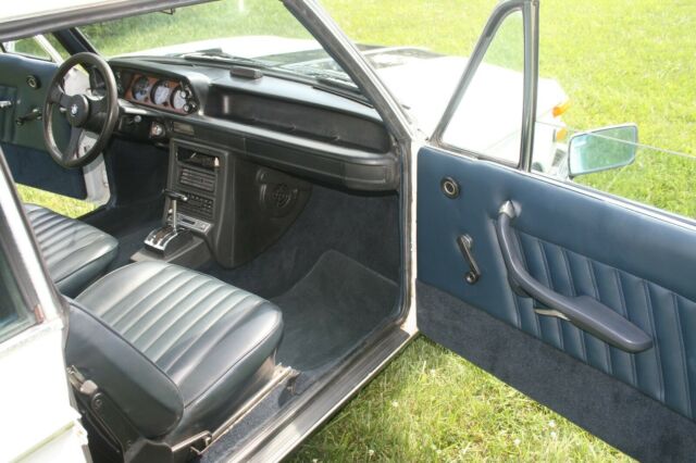 1974 White BMW 2002 Coupe