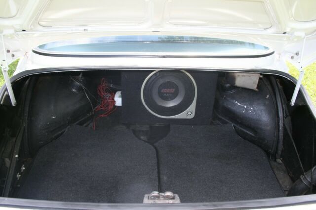 1974 White BMW 2002 Coupe