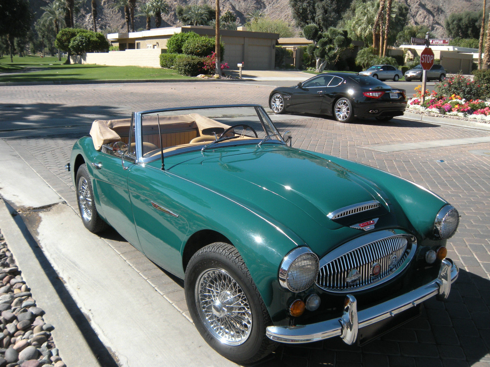 1967 brirish racing green Austin Healey 3000 Convertible