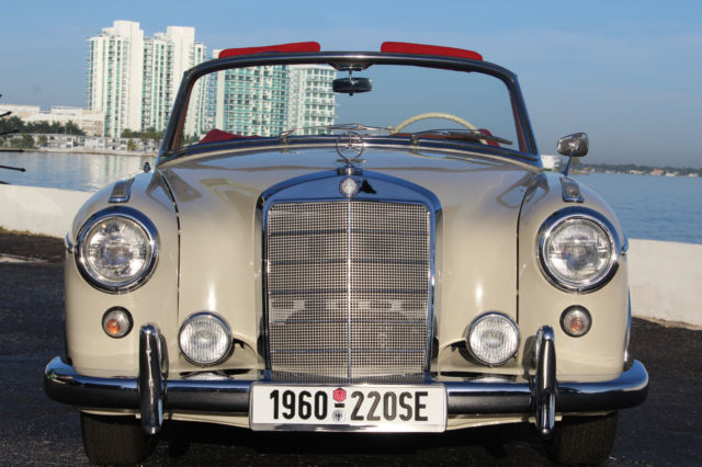 1960 DB158 (Gray/White)  Mercedes-Benz 200-Series Convertible
