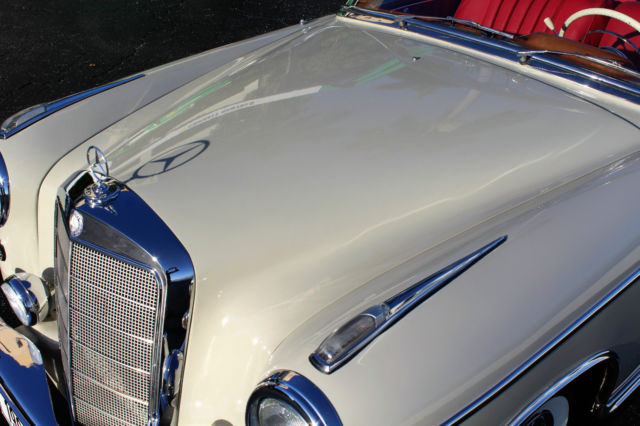 1960 DB158 (Gray/White)  Mercedes-Benz 200-Series Convertible