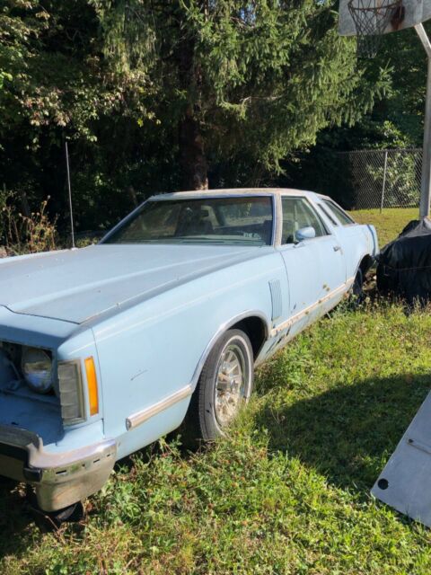 1979 Blue Ford Thunderbird