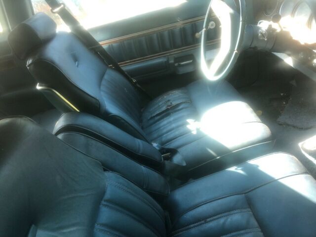 1979 Blue Ford Thunderbird