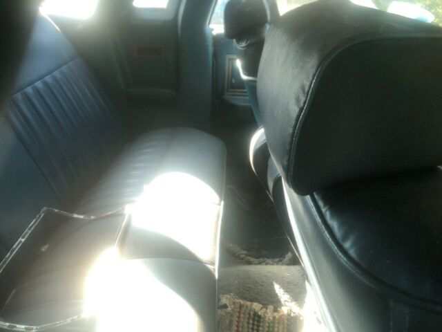 1979 Blue Ford Thunderbird