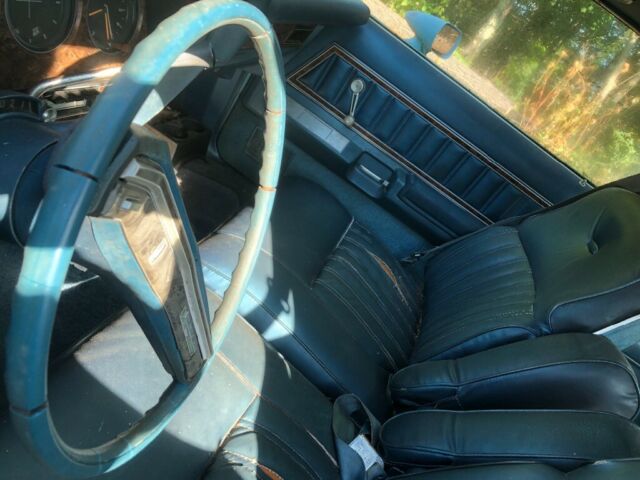 1979 Blue Ford Thunderbird