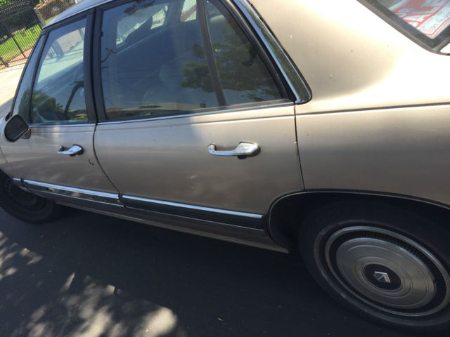 1992 Tan Buick LeSabre