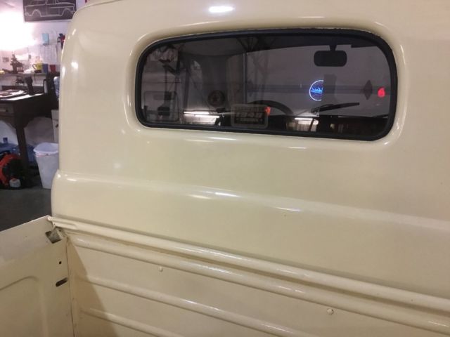 1948 Brown Ford F-100 --