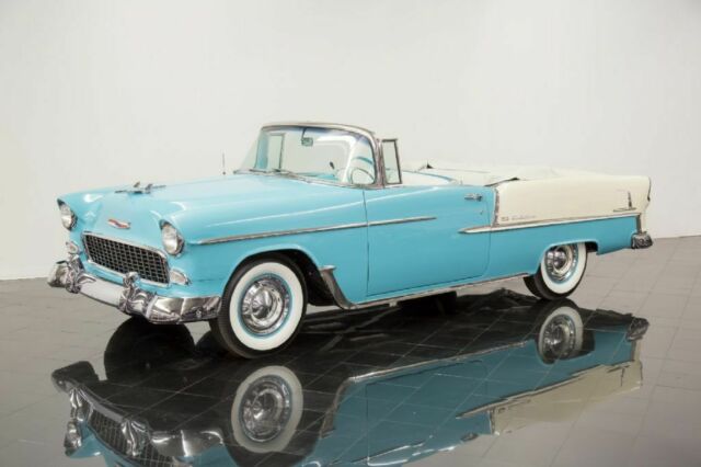 1955 India Ivory/ Regal Turquoise Chevrolet Bel Air/150/210 --