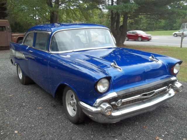 1957 Blue Chevrolet Bel Air/150/210 2 Door