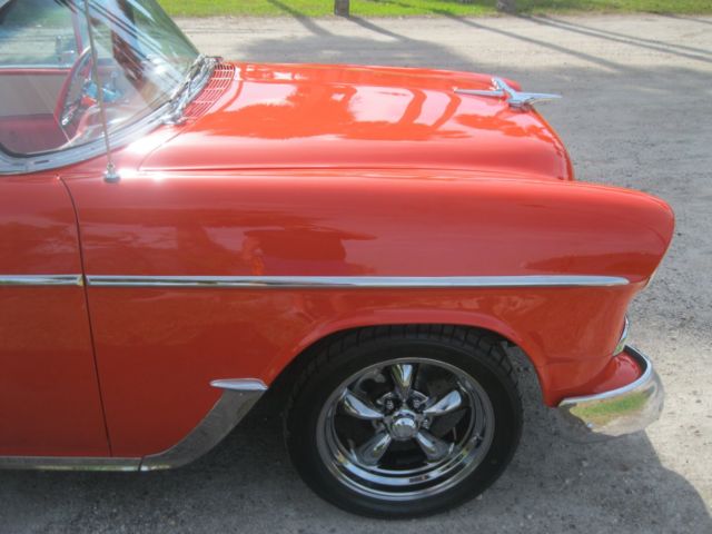 1955 Gypsy Red/Shoreline Beige Chevrolet Bel Air/150/210 Convertible