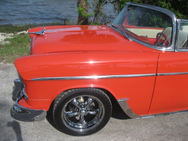 1955 Gypsy Red/Shoreline Beige Chevrolet Bel Air/150/210 Convertible