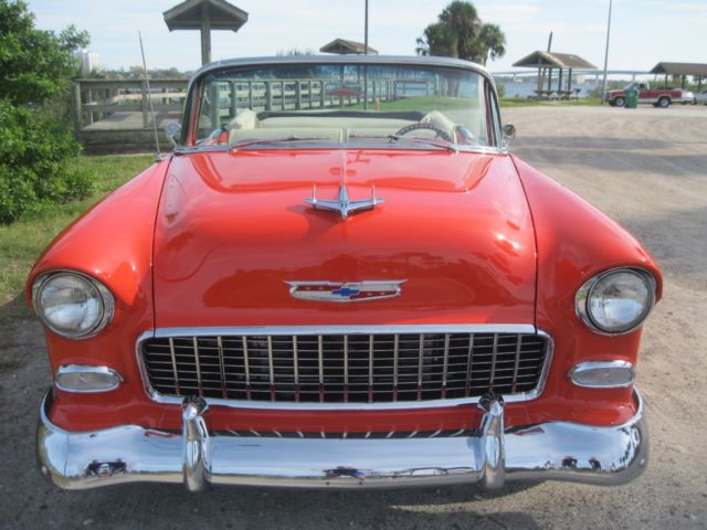 1955 Gypsy Red/Shoreline Beige Chevrolet Bel Air/150/210 Convertible